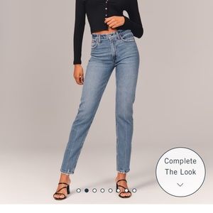 Abercrombie & Fitch The Mom High Rise 6 Short